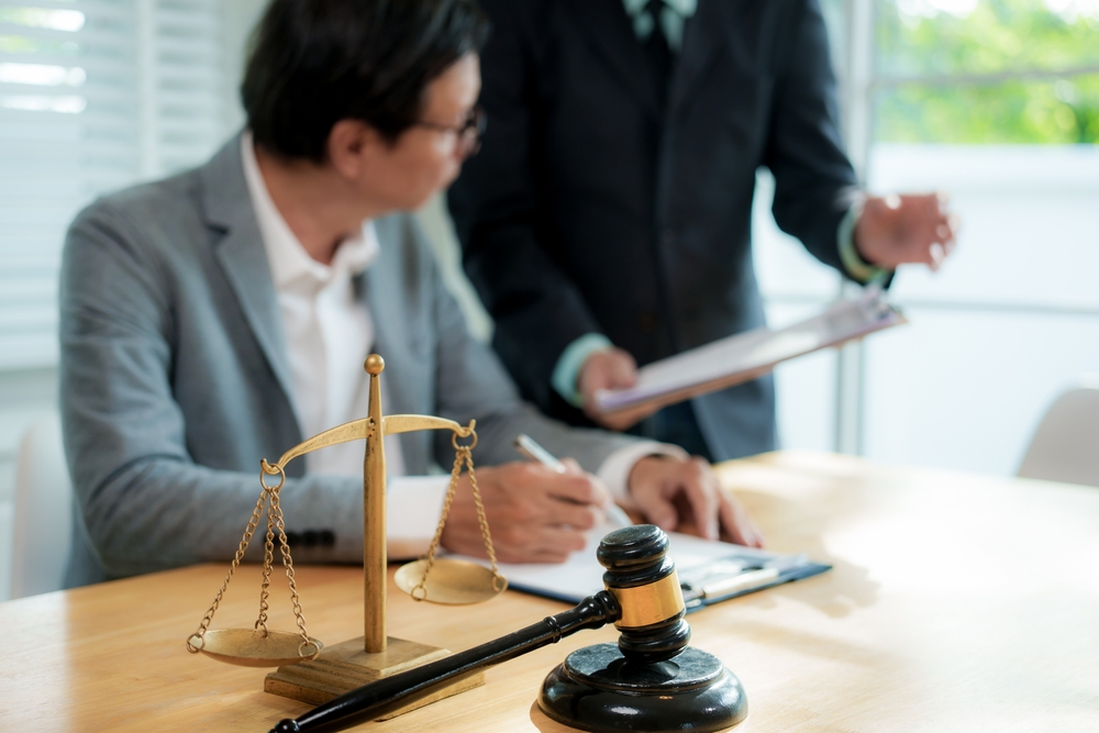 Can You Sue Your Attorney for a Bad Settlement in Texas?